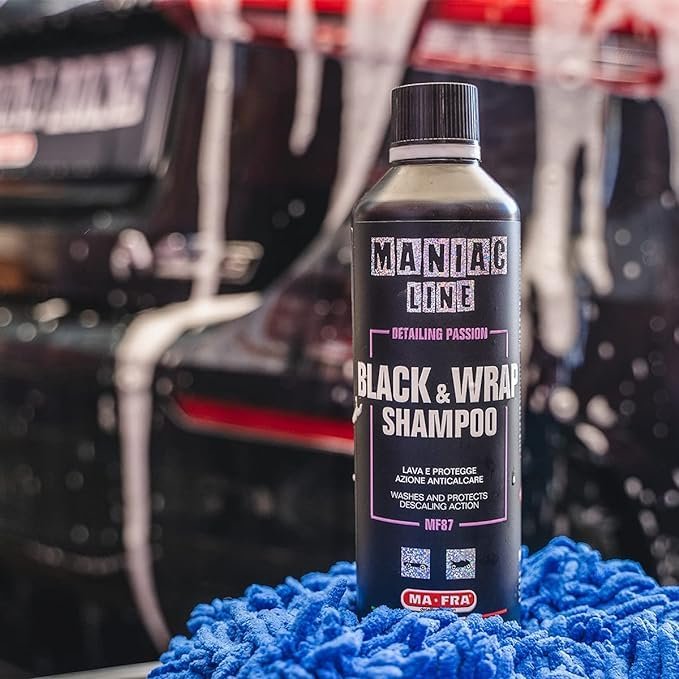 Maniac Line Black & Wrap 2-in-1 Shampoo (500ml)