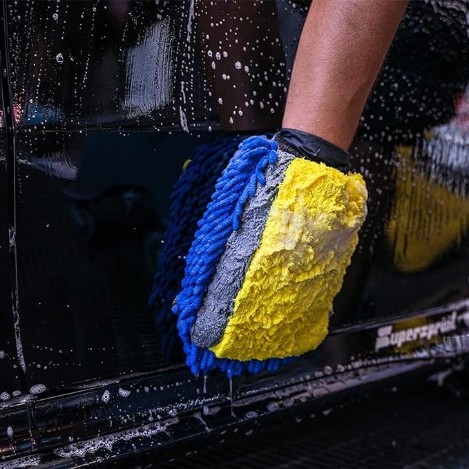 Maniac Line Black & Wrap 2-in-1 Shampoo (500ml)